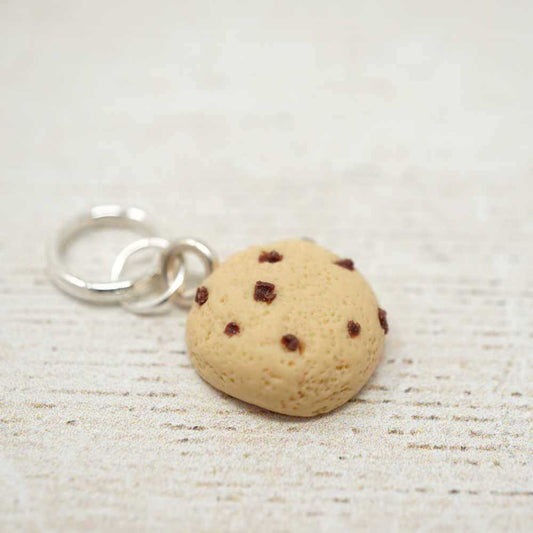 Handmade Polymer Clay Stitch Marker / Progress Keeper - Chocolate Chip Cookie | Market Town Yarns