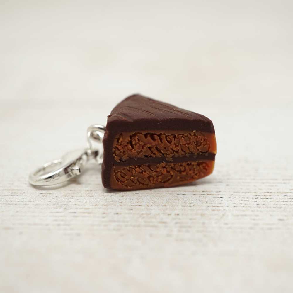Handmade Polymer Clay Stitch Marker / Progress Keeper - Chocolate Cake | Market Town Yarns