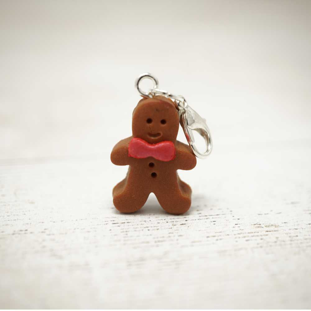 Handmade Polymer Clay Stitch Marker / Progress Keeper - Gingerbread | Market Town Yarns