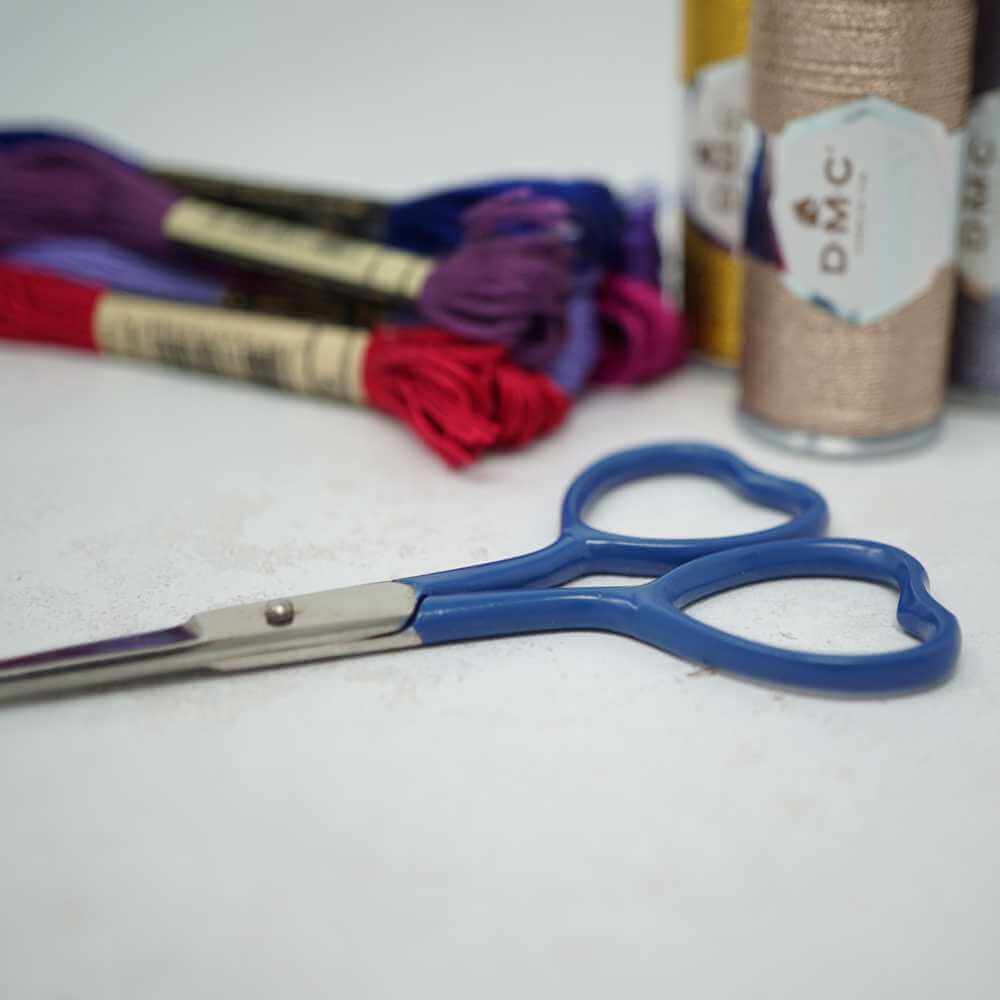 Market Town Yarns - Heart Embroidery Scissors shown in blue | Market Town Yarns
