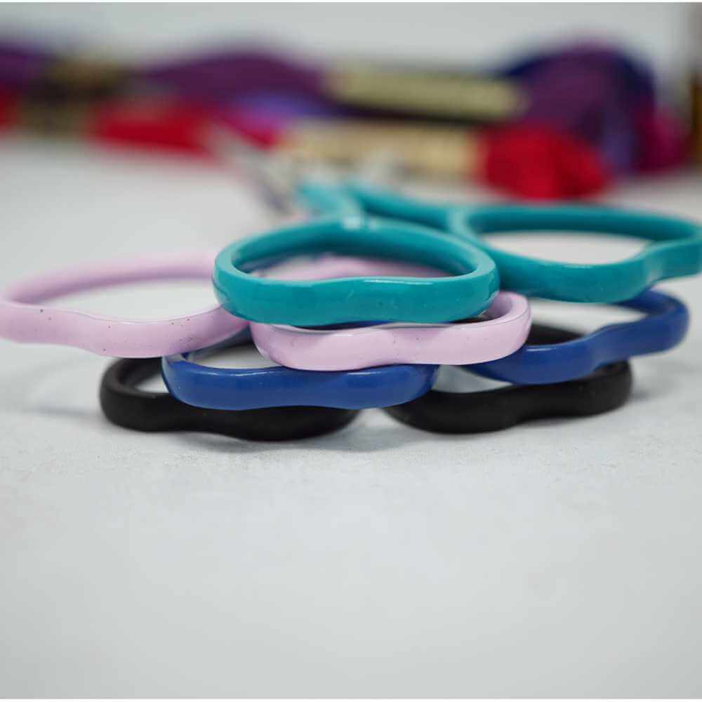 Market Town Yarns - Heart Embroidery Scissors shown in black, blue, lilac and teal | Market Town Yarns