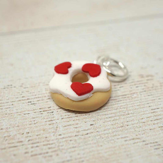 Handmade Polymer Clay Stitch Marker / Progress Keeper - Hearts Donut | Market Town Yarns