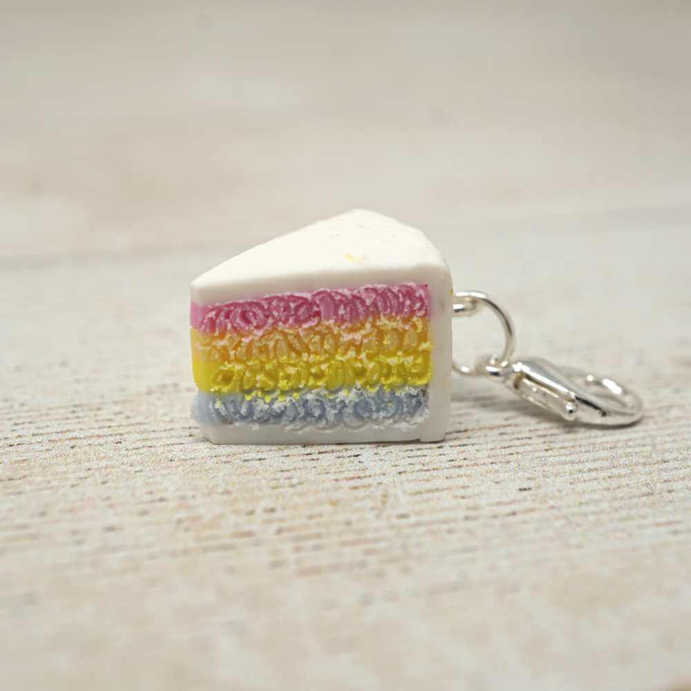 Handmade Polymer Clay Stitch Marker / Progress Keeper - Pastel Rainbow Cake | Market Town Yarns