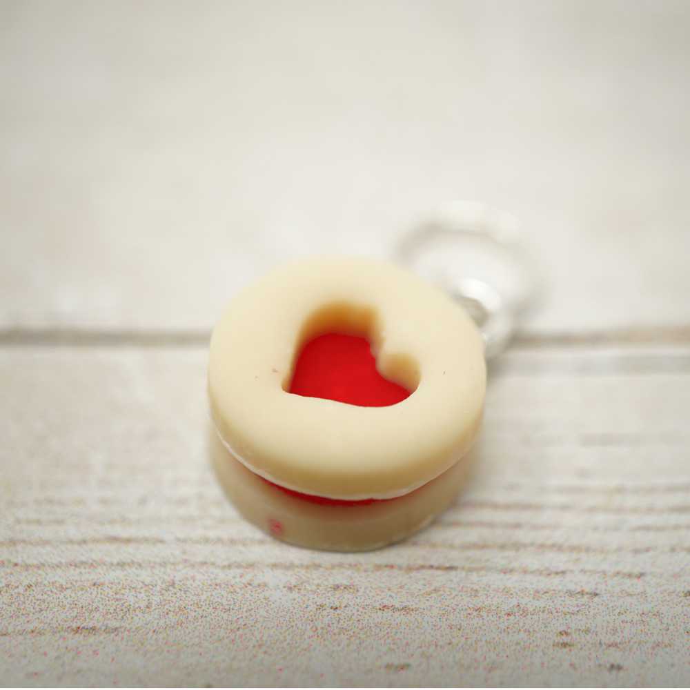 Handmade Polymer Clay Stitch Marker / Progress Keeper - Jammie Biscuit | Market Town Yarns